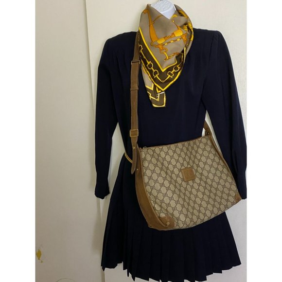 GUCCI Vintage Monogram Crossbody/ Shoulder Bag - Picture 7 of 16